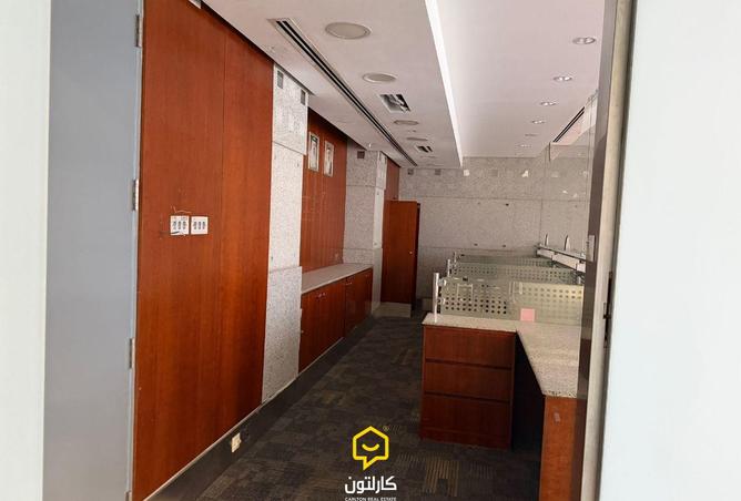 984832 - Property Image 2