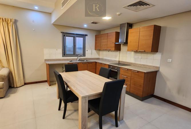 951227 - Property Image 2