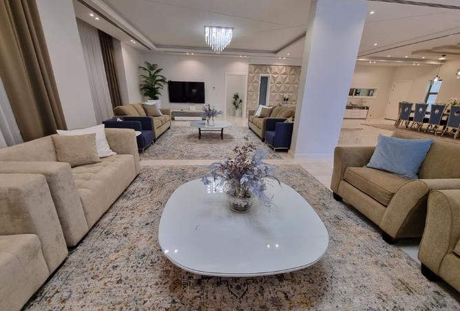 967317 - Property Image 3