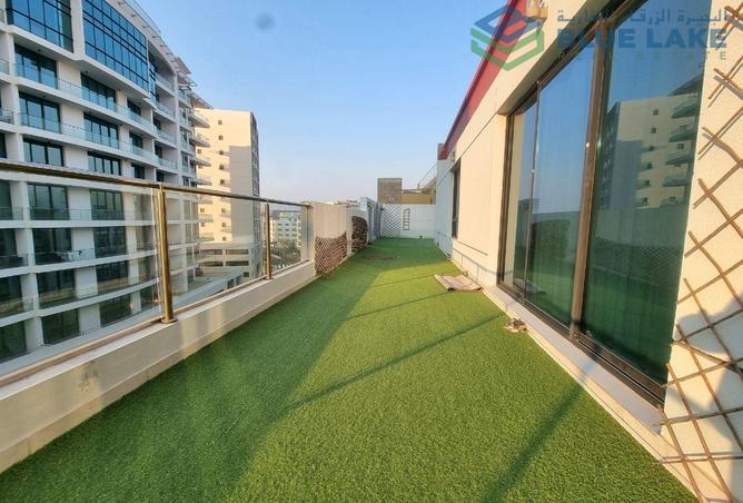 989600 - Property Main Image