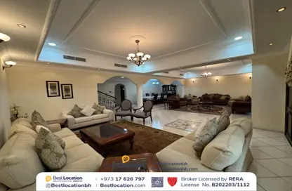 Villa - 5 Bedrooms - 7 Bathrooms for sale in Busaiteen - Muharraq Governorate