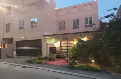 فيلا - 6 غرف نوم - 6 حمامات للبيع في الجنبية - المحافظة الشمالية