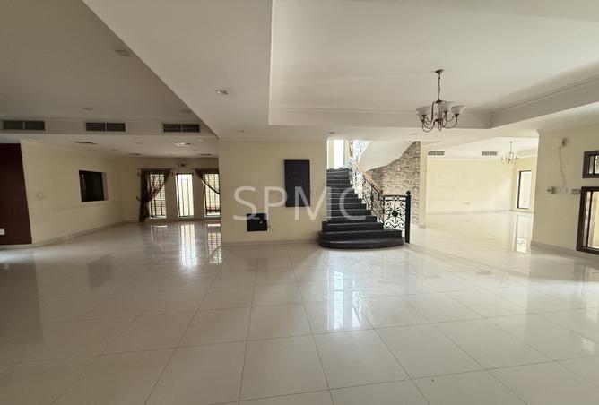 979714 - Property Image 3