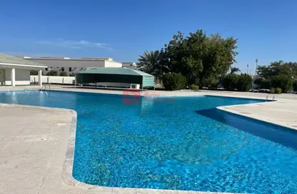 Pool image for: Villa - 3 Bedrooms - 4 Bathrooms for rent in Saar - Northern Governorate, Image 1
