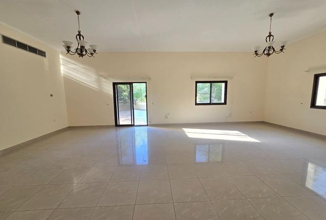 979259 - Property Image 3