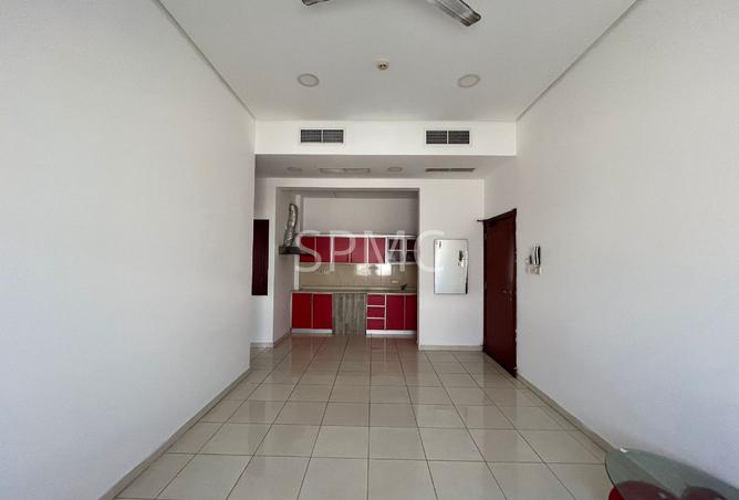 978048 - Property Image 2