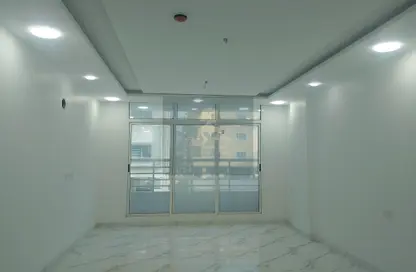 Apartment - 4 Bedrooms - 4 Bathrooms for sale in Hidd - Muharraq Governorate