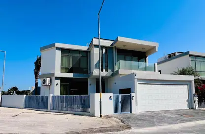 Villa - 5 Bedrooms - 6 Bathrooms for sale in Budaiya - Northern Governorate