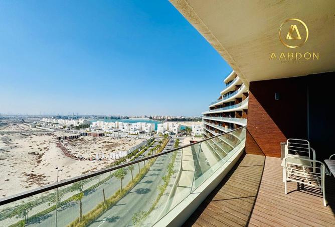 989733 - Property Image 2