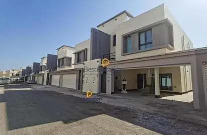 Villa - 3 Bedrooms - 5 Bathrooms for sale in Busaiteen - Muharraq Governorate