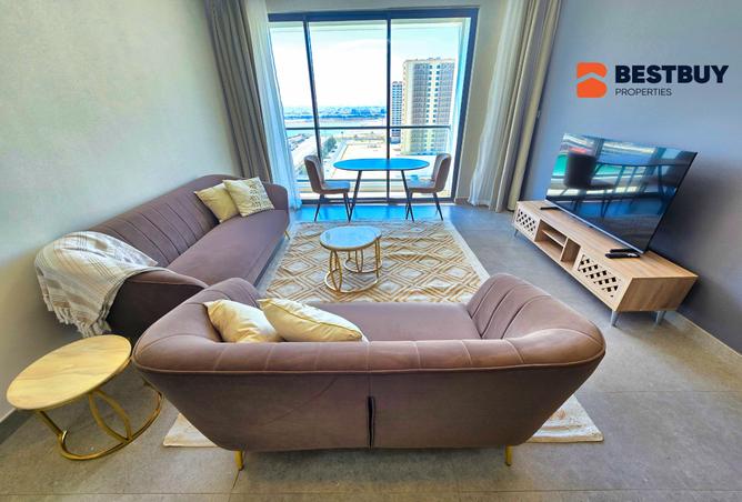 956937 - Property Image 2