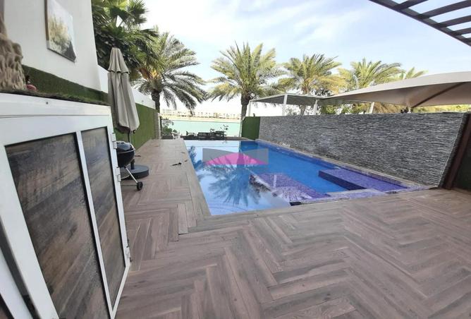 980733 - Property Image 2