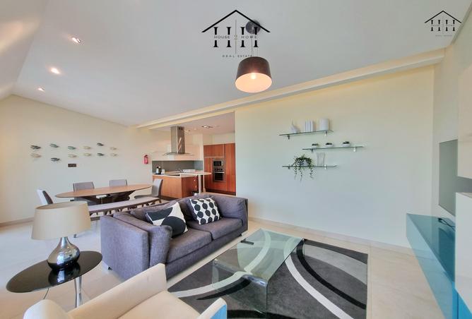 904883 - Property Image 2