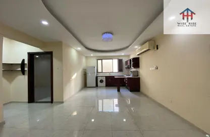 شقة - 2 غرف نوم - 2 حمامات للايجار في السيف - محافظة العاصمة