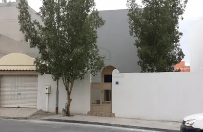 فيلا - 7 غرف نوم - 4 حمامات للبيع في مدينة حمد - المحافظة الشمالية
