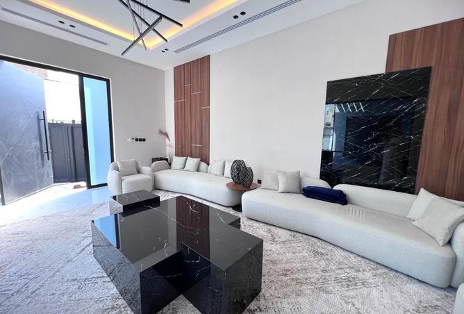 962631 - Property Image 3