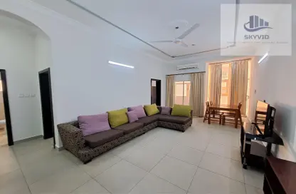 Apartment - 2 Bedrooms - 2 Bathrooms for rent in Mahooz - Manama - Capital Governorate