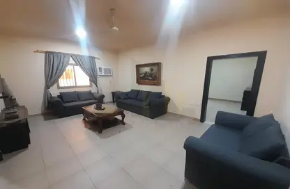Living Room image for: Apartment - 1 Bedroom - 1 Bathroom for rent in Jid Ali - Central Governorate, Image 1