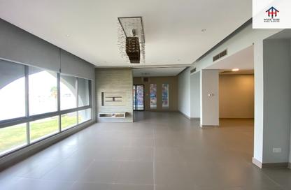 Apartment - 3 Bedrooms - 3 Bathrooms for rent in Amwaj Islands - Muharraq Governorate