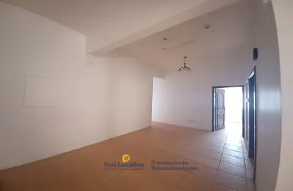 Apartment - 3 Bedrooms - 2 Bathrooms for rent in Bu Kowarah - Riffa - Southern Governorate