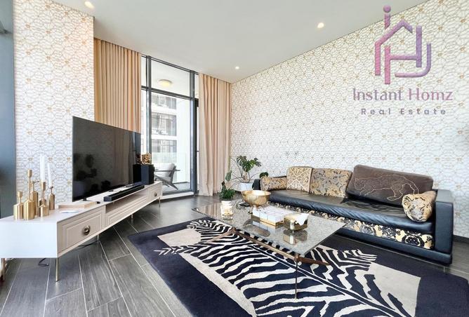 983450 - Property Image 2