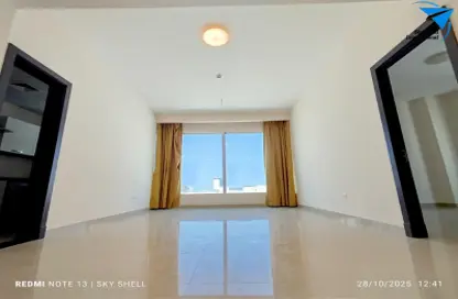 Apartment - 1 Bedroom - 2 Bathrooms for rent in Al Juffair - Capital Governorate