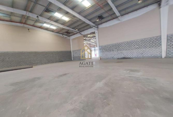 981649 - Property Image 2