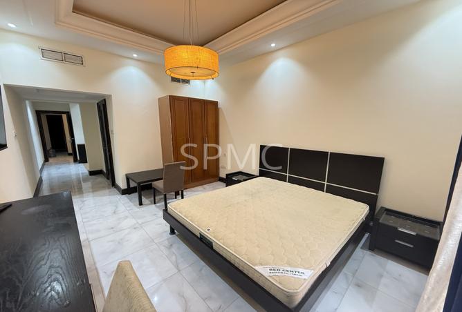 981030 - Property Image 3