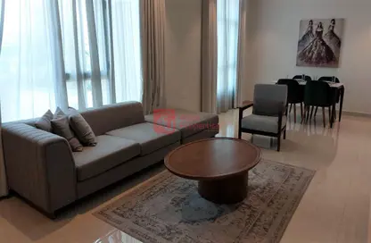 Living / Dining Room image for: Apartment - 2 Bedrooms - 2 Bathrooms for rent in Segaya - Manama - Capital Governorate, Image 1