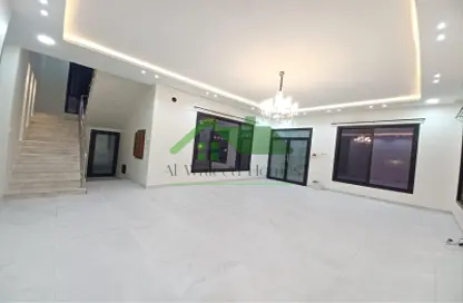 Villa - 3 Bedrooms - 4 Bathrooms for rent in Hamad Town - Northern Governorate