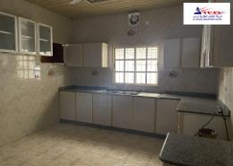 صورةمطبخ لـ: شقة - 2 غرف نوم - 2 حمامات للكراء في جد علي - المحافظة الوسطى, صورة 1