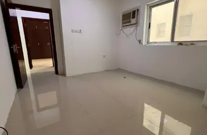 Apartment - 2 Bedrooms - 1 Bathroom for rent in Um Al Hasam - Manama - Capital Governorate