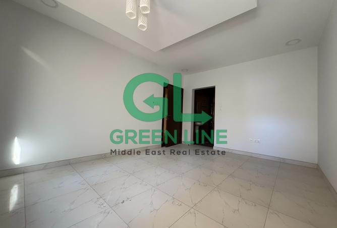 953836 - Property Image 2