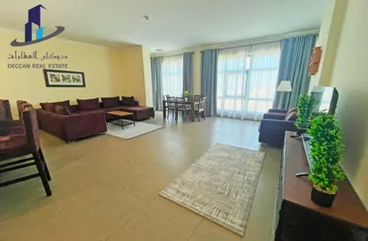 Apartment - 3 Bedrooms - 3 Bathrooms for rent in Al Juffair - Capital Governorate