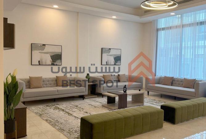 974047 - Property Image 3