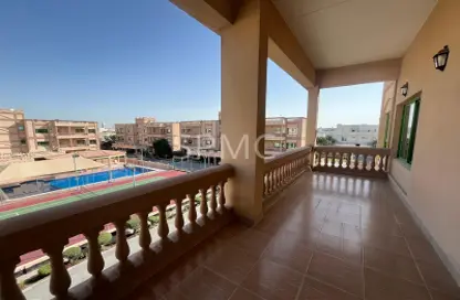 شقة - 4 غرف نوم - 5 حمامات للايجار في الجنبية - المحافظة الشمالية