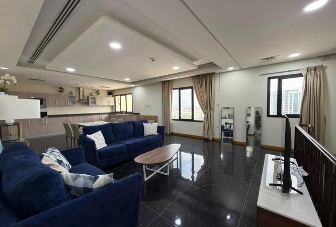 983378 - Property Main Image