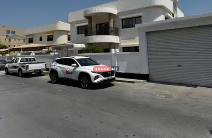 فيلا - 7 غرف نوم - 2 حمامات للايجار في الماحوز - المنامة - محافظة العاصمة