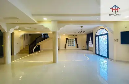 فيلا - 5 غرف نوم - 5 حمامات للبيع في الزنج - المنامة - محافظة العاصمة