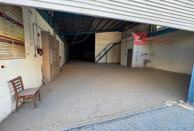 965946 - Property Image 3