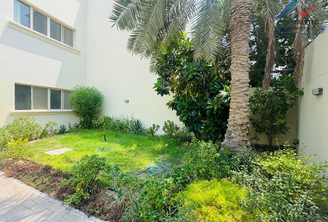 977542 - Property Image 3