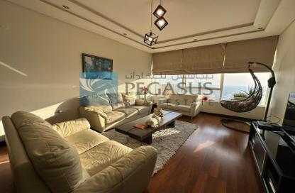Apartment - 2 Bedrooms - 3 Bathrooms for sale in Abraj Al Lulu - Manama - Capital Governorate