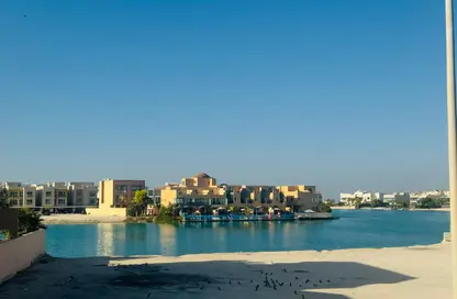 فيلا - 5 غرف نوم - 6 حمامات للايجار في أمواج هومز - أمواج - المحرق