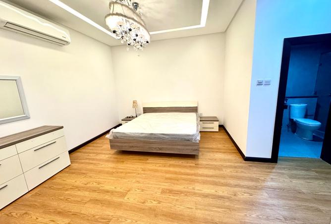 977183 - Property Image 2