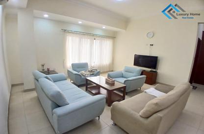 Apartment - 2 Bedrooms - 2 Bathrooms for rent in Busaiteen - Muharraq Governorate