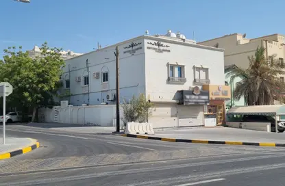 عمارة بالكامل - استوديو - 2 حمامات للبيع في الحجيات - الرفاع - المحافظة الجنوبية