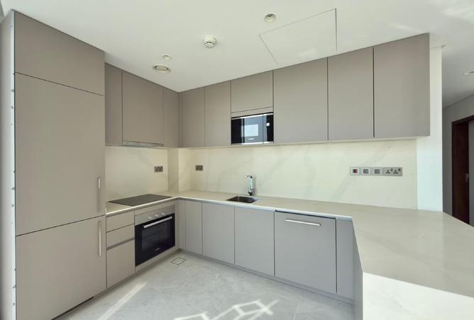 988309 - Property Image 2