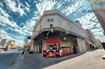 عمارة بالكامل - استوديو - 2 حمامات للبيع في سترة - المحافظة الوسطى
