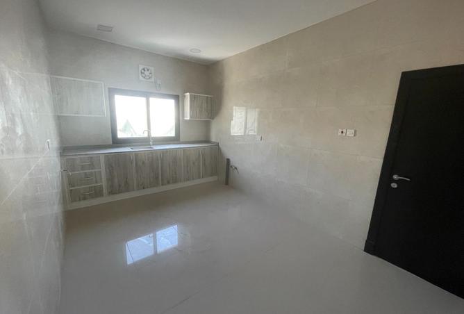 961345 - Property Image 2