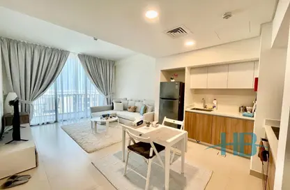 Living / Dining Room image for: Apartment - 1 Bedroom - 1 Bathroom for rent in Marassi Al Bahrain - Diyar Al Muharraq - Muharraq Governorate, Image 1